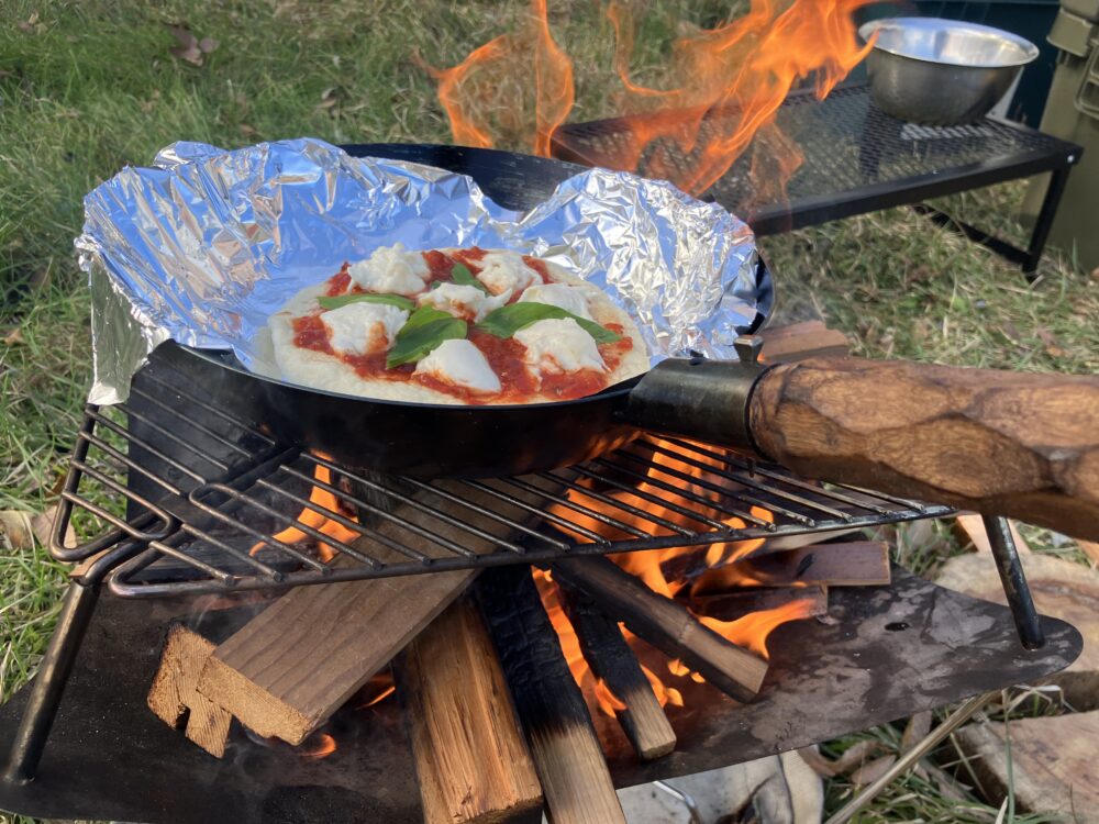 ピザを焼く